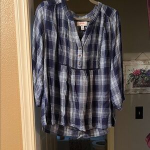 Wrangler Navy Plaid blouse only worn once